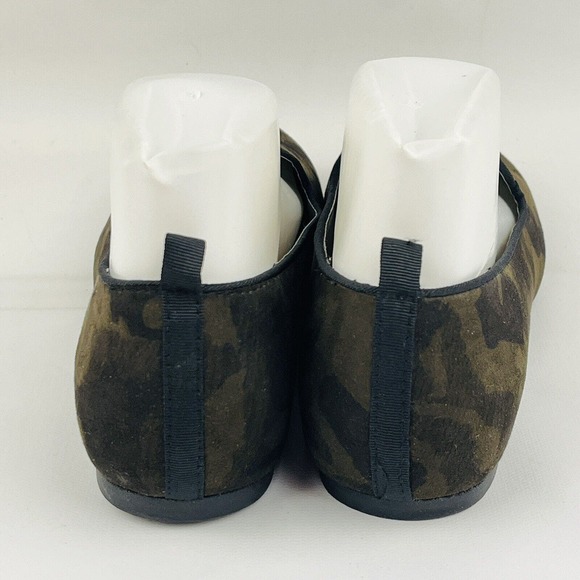 Womens 8 Seven7 Regent Flat Camouflage Camo Slip On Loafers‎ Casual Shoes - Picture 5 of 9